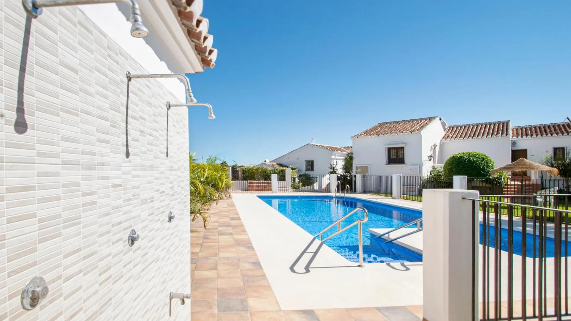 Oasis De Capistrano 23 Apartment Nerja
